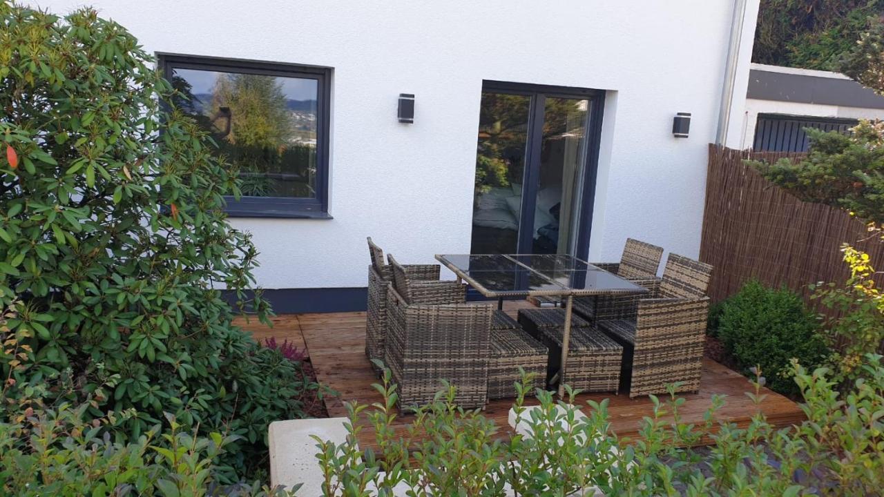 Haus Edda - Ferienwohnungen Mit Garten Und Schlossblick Marburg Zewnętrze zdjęcie